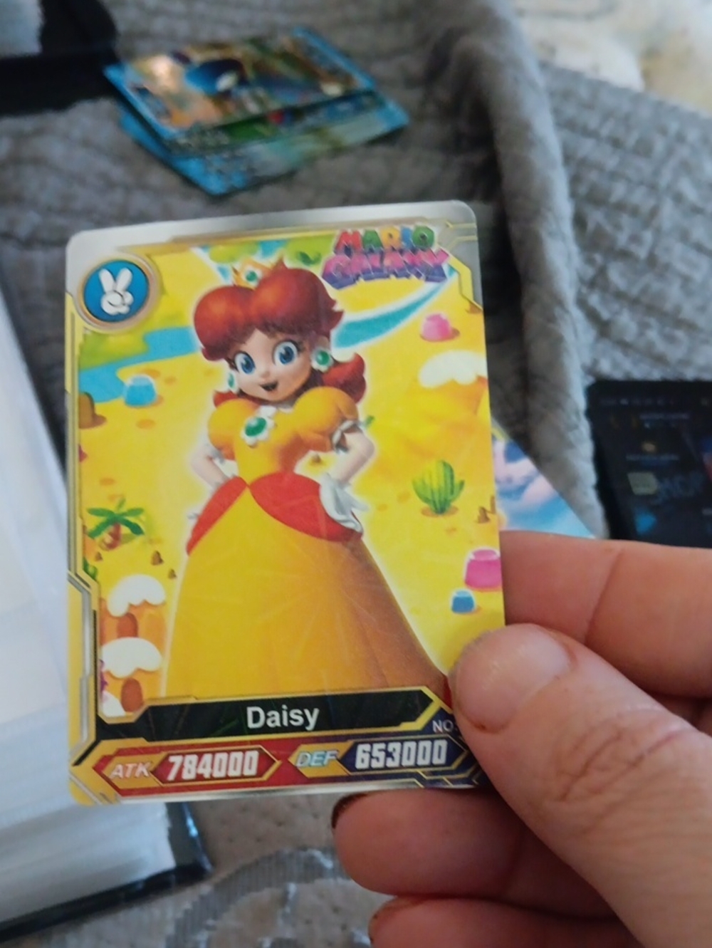 Nintendo Daisy Trading Card - Yellow